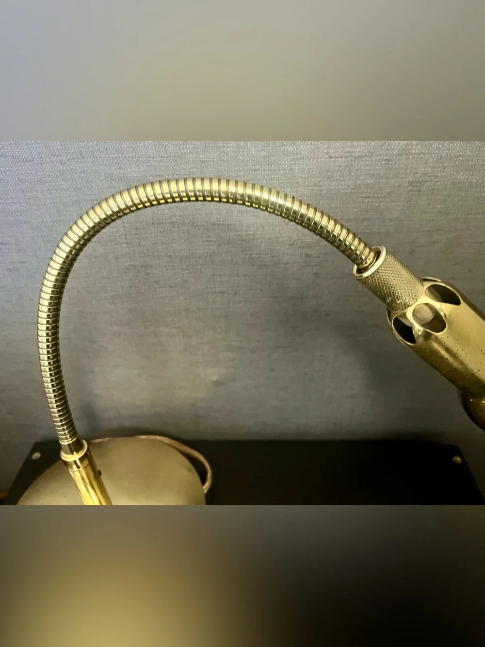 Holtkötter Leuchten Midnight Reader Gooseneck Table Lamp Satin Gold Model 6260/1